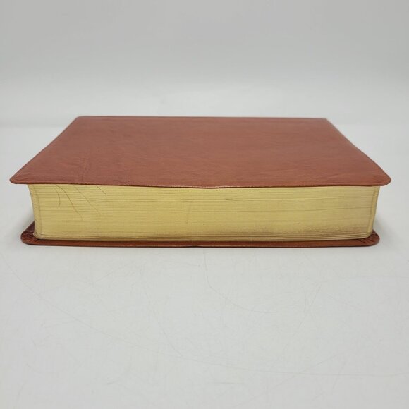 Saint Joseph Edition The New American Bible Catholic Book Publishing Co 1992 EUC - Picture 5 of 16